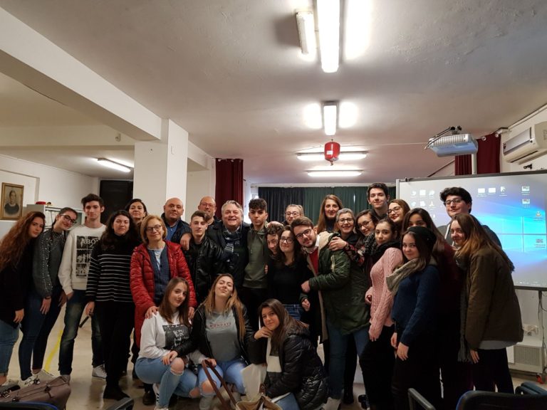ALTERNANZA SCUOLA LAVORO PER LA REALIZZAZIONE DI UN LOGO DEL PARCO DELLE MADONIE LICEO DE COSMI PALERMO