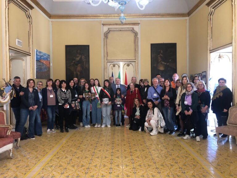 “COLORIAMO IL NOSTRO FUTURO” 23°EDIZIONE. Minisindaci e MiniPresidenti dei parchi d’Italia nel Parco delle Madonie.