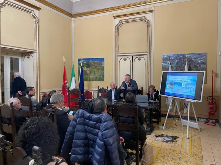 INCONTRO TRA MEDICI A PALAZZO PUCCI MARTINEZ-Sede Istituzionale del Parco delle Madonie Prospettive ed Integrazione Ospedale e Territorio a sostegno dell’assistenza sanitaria di un’intera comunità locale .