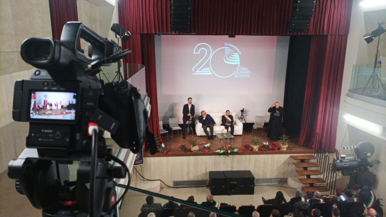 Meeting Nazionale dei Geoparchi Italiani al Cinema Grifeo di Petralia Sottana